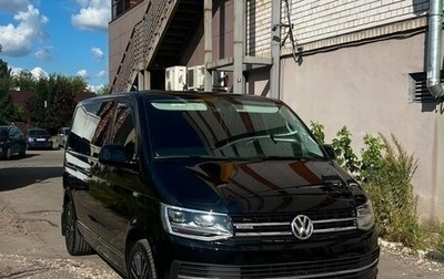 Volkswagen Multivan T6 рестайлинг, 2016 год, 3 920 000 рублей, 1 фотография