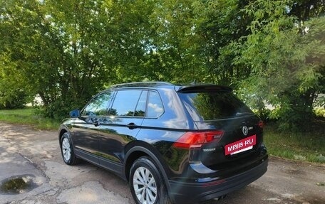 Volkswagen Tiguan II, 2020 год, 2 690 000 рублей, 4 фотография