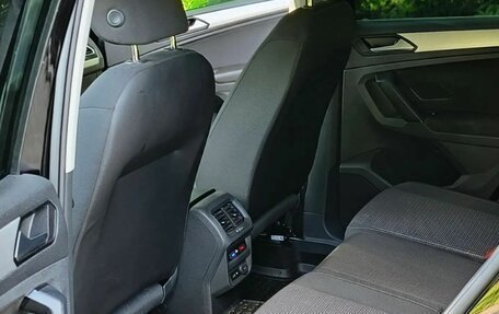 Volkswagen Tiguan II, 2020 год, 2 690 000 рублей, 11 фотография