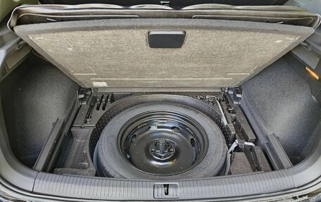 Volkswagen Tiguan II, 2020 год, 2 690 000 рублей, 18 фотография