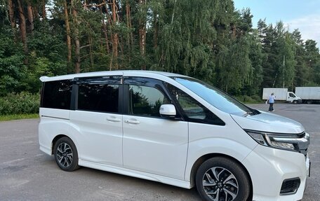 Honda Stepwgn IV, 2020 год, 2 600 000 рублей, 3 фотография