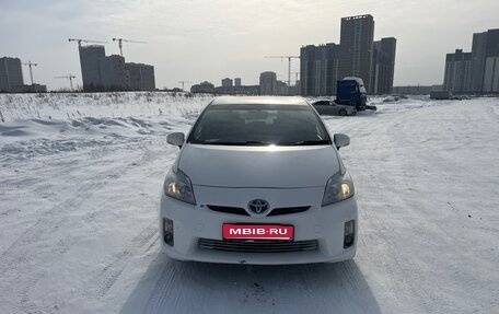 Toyota Prius, 2011 год, 820 000 рублей, 1 фотография