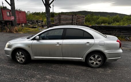 Toyota Avensis III рестайлинг, 2003 год, 480 000 рублей, 1 фотография