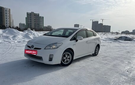 Toyota Prius, 2011 год, 820 000 рублей, 5 фотография
