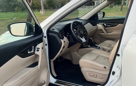 Nissan Rogue II, 2017 год, 2 250 000 рублей, 5 фотография