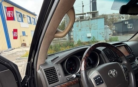 Toyota Land Cruiser 200, 2011 год, 2 749 999 рублей, 10 фотография