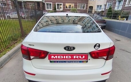 KIA Rio III рестайлинг, 2015 год, 950 000 рублей, 10 фотография