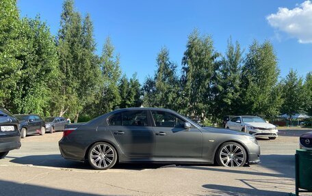 BMW 5 серия, 2005 год, 1 000 000 рублей, 6 фотография