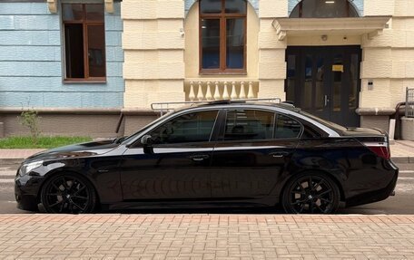 BMW 5 серия, 2003 год, 1 550 000 рублей, 3 фотография