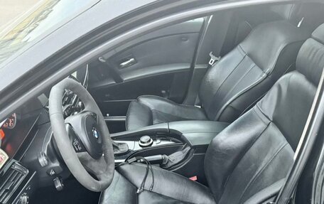 BMW 5 серия, 2003 год, 1 550 000 рублей, 16 фотография