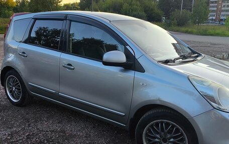 Nissan Note II рестайлинг, 2011 год, 600 000 рублей, 3 фотография