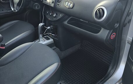 Nissan Note II рестайлинг, 2011 год, 600 000 рублей, 9 фотография