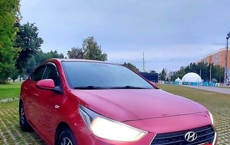 Hyundai Solaris II рестайлинг, 2018 год, 1 170 000 рублей, 3 фотография