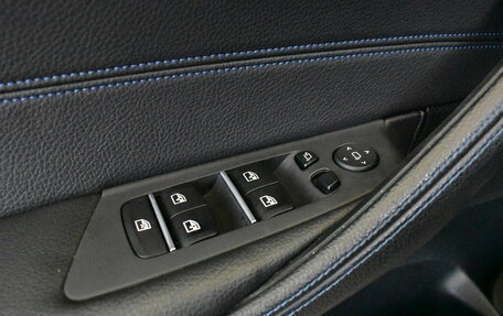 BMW 5 серия, 2020 год, 3 933 000 рублей, 13 фотография