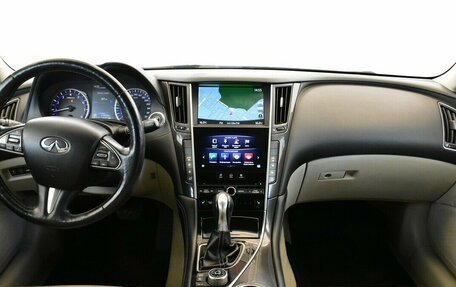 Infiniti Q50 I рестайлинг, 2014 год, 1 290 000 рублей, 5 фотография