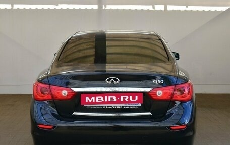 Infiniti Q50 I рестайлинг, 2014 год, 1 290 000 рублей, 3 фотография