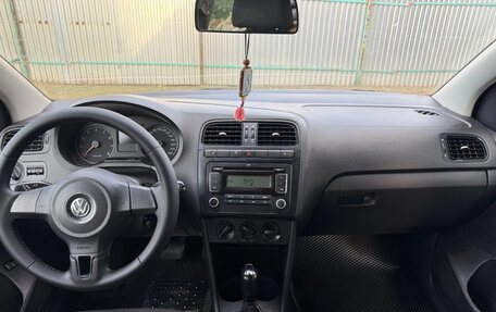 Volkswagen Polo VI (EU Market), 2011 год, 560 000 рублей, 6 фотография