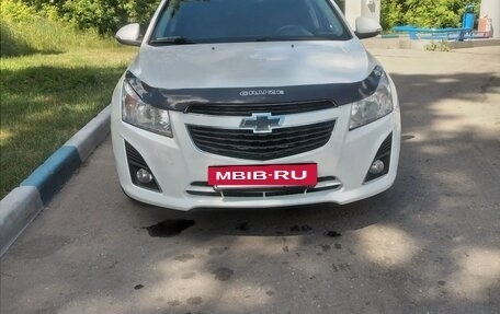 Chevrolet Cruze II, 2014 год, 875 000 рублей, 2 фотография