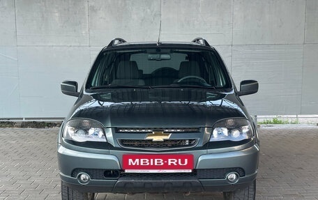 Chevrolet Niva I рестайлинг, 2018 год, 850 000 рублей, 2 фотография