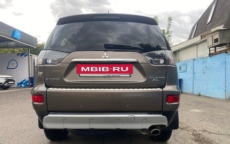 Mitsubishi Outlander III рестайлинг 3, 2011 год, 1 200 000 рублей, 13 фотография