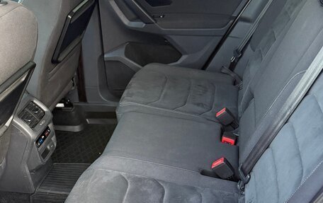 Volkswagen Tiguan II, 2017 год, 2 245 000 рублей, 15 фотография