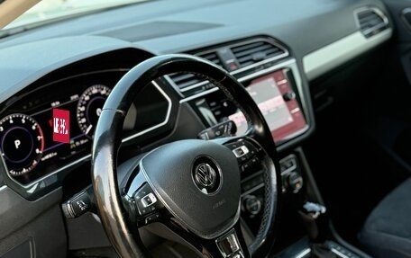 Volkswagen Tiguan II, 2017 год, 2 245 000 рублей, 14 фотография
