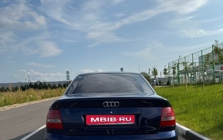 Audi A4, 2000 год, 525 000 рублей, 24 фотография