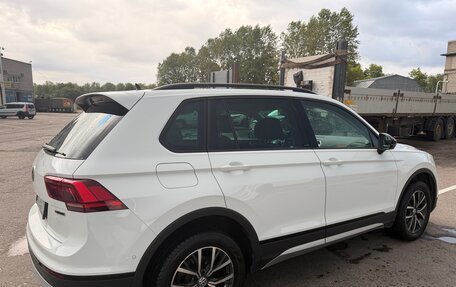 Volkswagen Tiguan II, 2018 год, 2 600 000 рублей, 4 фотография