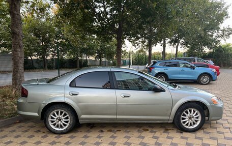 Chrysler Sebring II, 2005 год, 245 000 рублей, 4 фотография