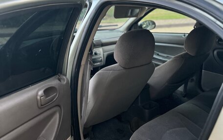Chrysler Sebring II, 2005 год, 245 000 рублей, 7 фотография