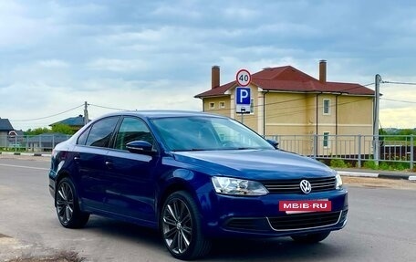 Volkswagen Jetta VI, 2012 год, 750 000 рублей, 3 фотография