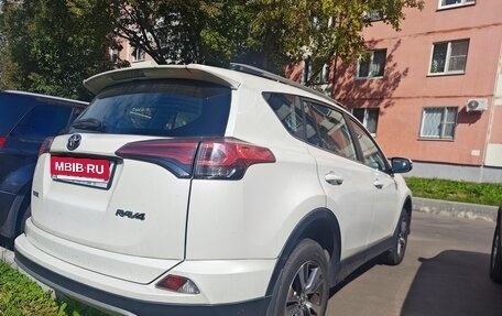 Toyota RAV4, 2016 год, 2 550 000 рублей, 5 фотография