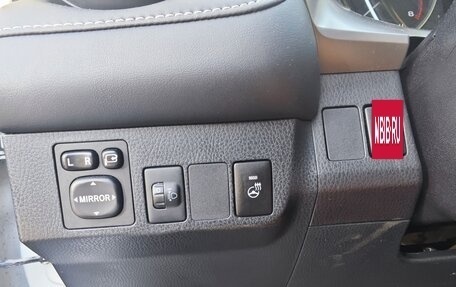 Toyota RAV4, 2016 год, 2 550 000 рублей, 11 фотография