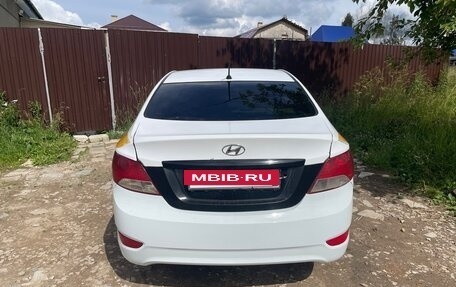 Hyundai Solaris II рестайлинг, 2014 год, 355 000 рублей, 2 фотография