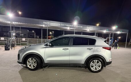 KIA Sportage IV рестайлинг, 2017 год, 2 000 000 рублей, 10 фотография