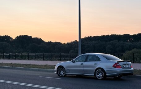 Mercedes-Benz E-Класс, 2002 год, 1 050 000 рублей, 2 фотография
