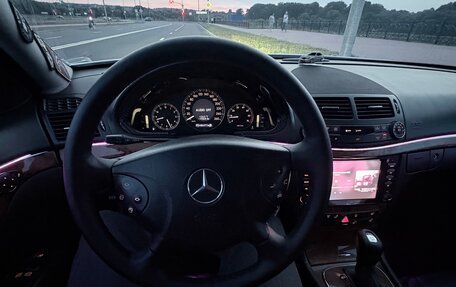 Mercedes-Benz E-Класс, 2002 год, 1 050 000 рублей, 21 фотография