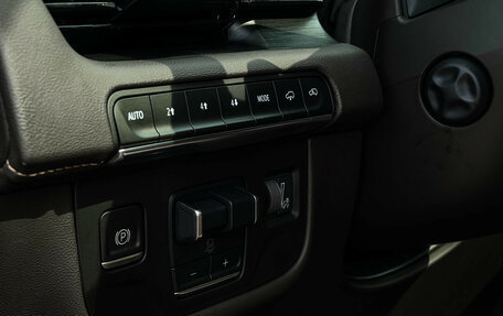 Cadillac Escalade V, 2022 год, 11 310 082 рублей, 16 фотография