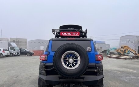 Toyota FJ Cruiser, 2006 год, 3 500 000 рублей, 3 фотография