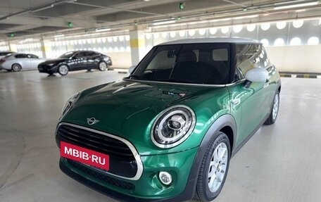 MINI Hatch, 2020 год, 1 299 100 рублей, 2 фотография