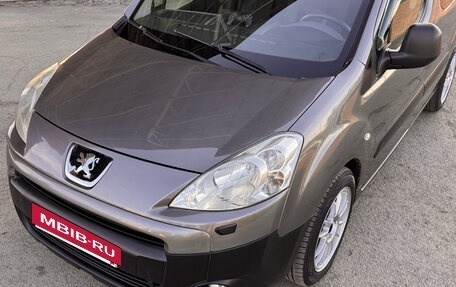 Peugeot Partner II рестайлинг 2, 2010 год, 640 000 рублей, 10 фотография