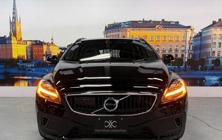 Volvo V40 Cross Country I, 2019 год, 1 460 017 рублей, 2 фотография