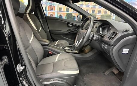 Volvo V40 Cross Country I, 2019 год, 1 460 017 рублей, 11 фотография