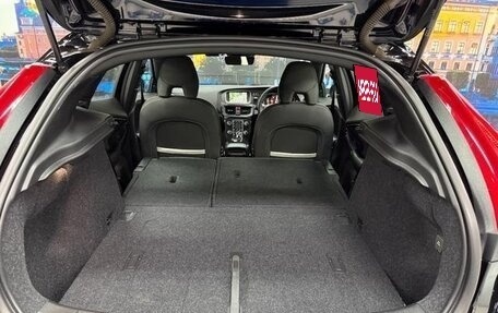 Volvo V40 Cross Country I, 2019 год, 1 460 017 рублей, 28 фотография