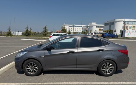 Hyundai Solaris II рестайлинг, 2014 год, 700 000 рублей, 3 фотография