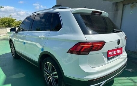 Volkswagen Tiguan II, 2022 год, 2 099 100 рублей, 3 фотография