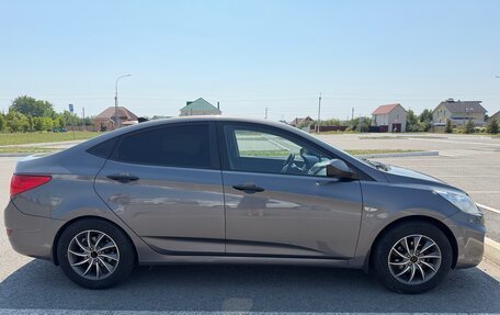 Hyundai Solaris II рестайлинг, 2014 год, 700 000 рублей, 7 фотография