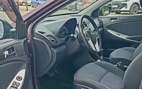 Hyundai Solaris II рестайлинг, 2011 год, 539 000 рублей, 9 фотография