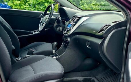 Hyundai Solaris II рестайлинг, 2011 год, 539 000 рублей, 10 фотография