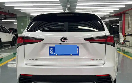 Lexus NX I, 2021 год, 2 700 000 рублей, 6 фотография